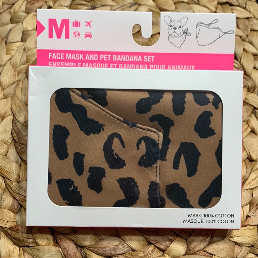 SALE❤️ 🐶matching face mask and pet bandana